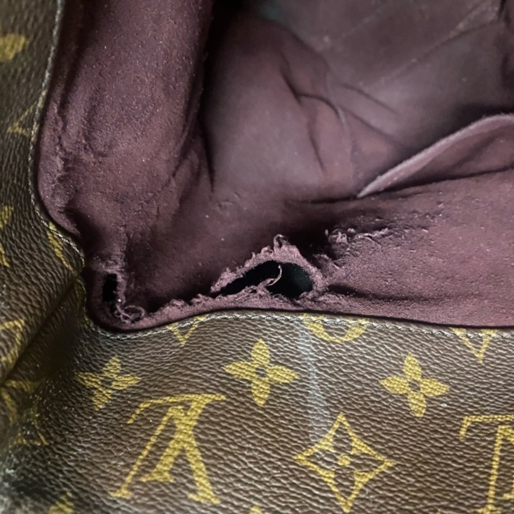 Louis Vuitton - Picture 13 of 15